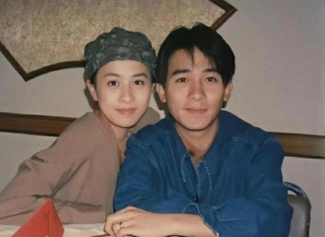 “刘嘉玲为什么能忍梁朝伟35年?”