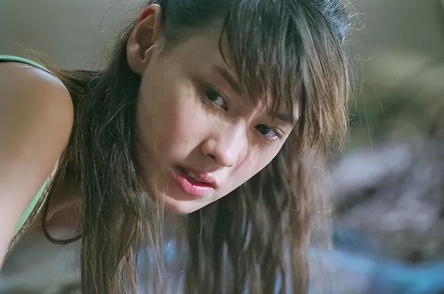 香港这一夜，港娱女星风情万种，但可惜的是，有些人太像网红了