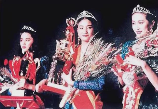 31年前内地“港姐”大赛，不露胸、屁股一样美：当年审美正常
