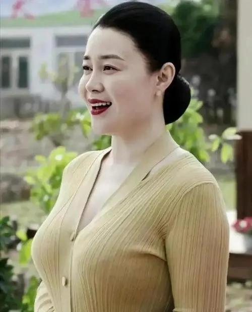 泫雅演唱会事件“可见一斑”，这样的“性凝视”太丑陋了！