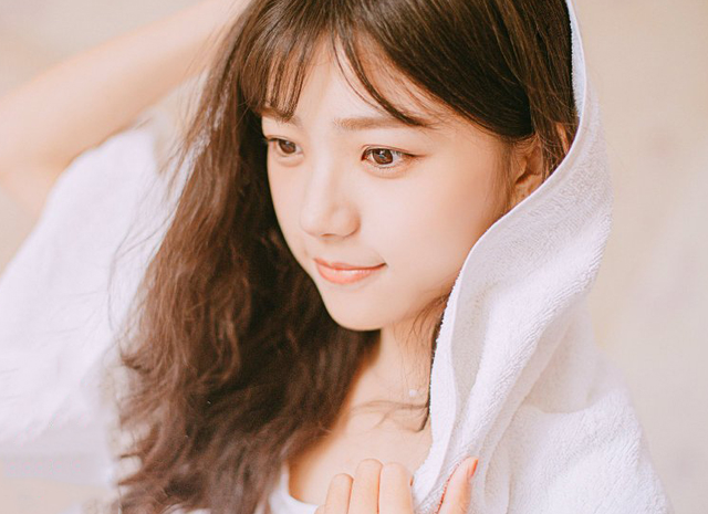 女性腋下长了一个小疙瘩，这是什么情况？别害羞，正确认识