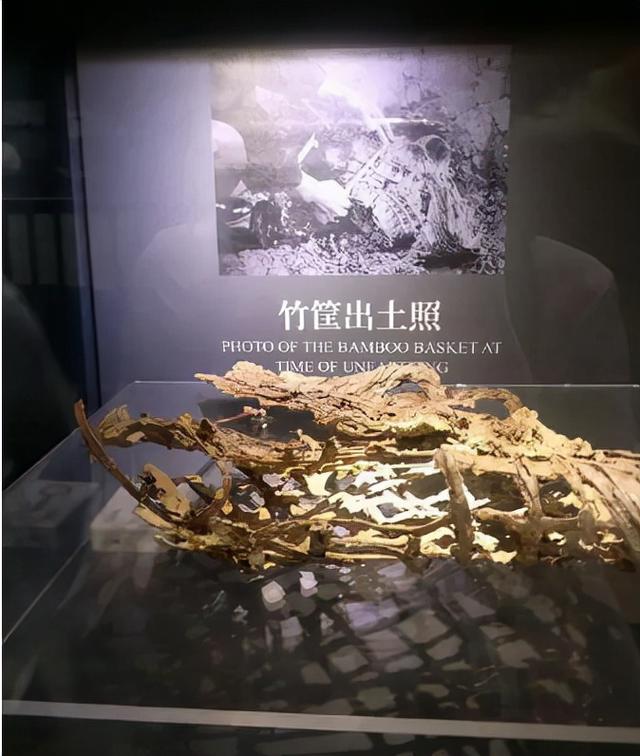 湖南挖出一座道教古墓，墓中出土神秘女子，尸体历经千年不腐