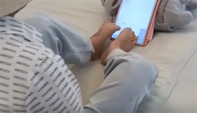 24岁女孩烧伤928天后重生!12次手术仍不放弃,向河南灾情捐500元