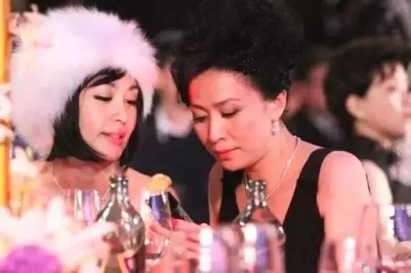 油画大师们笔下的美女明星们，林志玲最美，她最仙