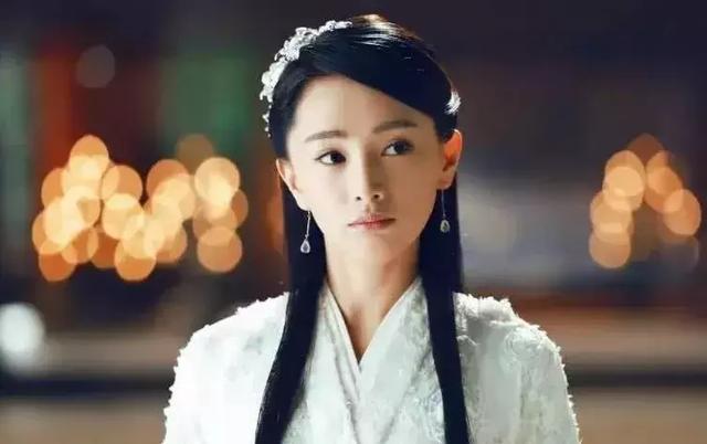 油画大师们笔下的美女明星们，林志玲最美，她最仙