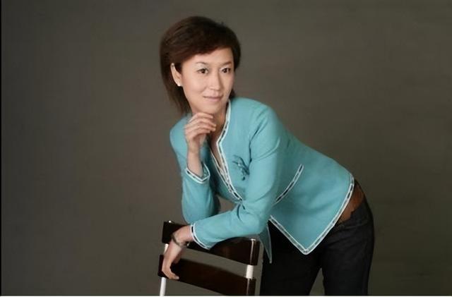 著名主持人魏笑：新婚24小时离世，痴情丈夫为爱守护15年至今未娶