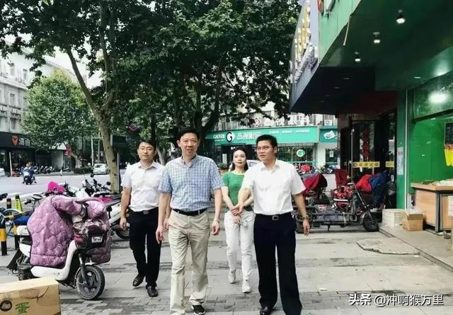 美女局长戴璐：出轨风波虽已过，却留下身影飘飘，暗香点点