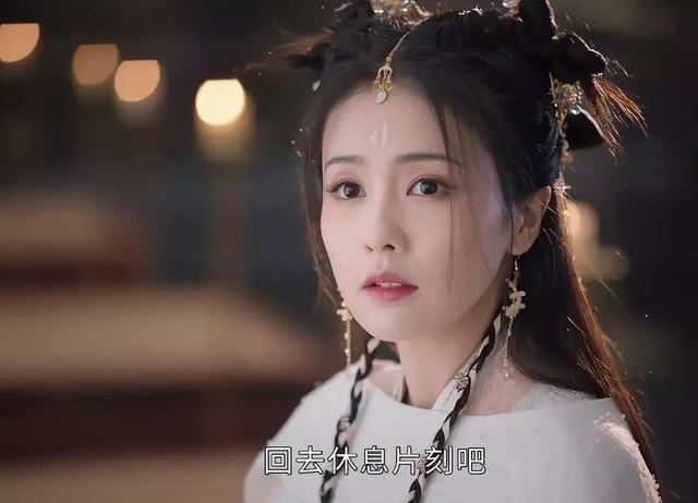观众苦娱乐圈普女久矣，求求你们放过“天下第一美女”，行吗？