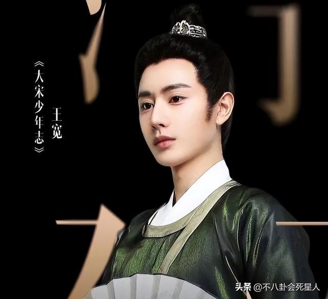 有种“整容”叫鼻子变了,萧亚轩近照像格格巫,袁姗姗认不出