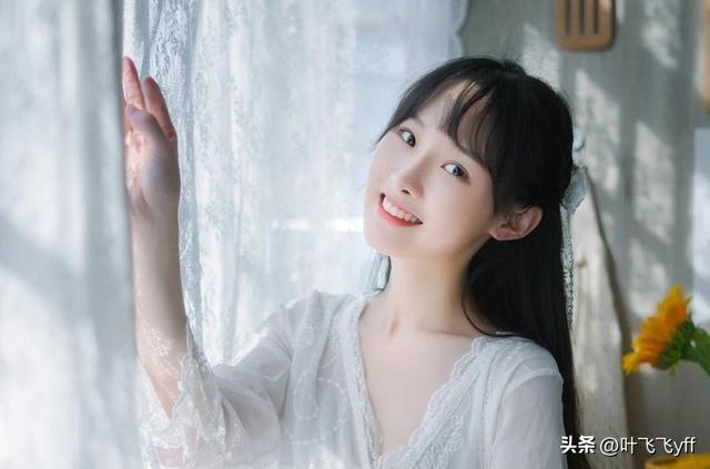 男人在喜欢的女人面前,会有三个“忍不住”,别不懂