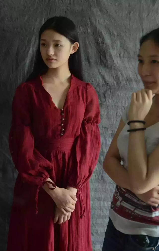 油画大师们笔下的美女明星们，林志玲最美，她最仙