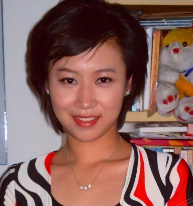 著名主持人魏笑：新婚24小时离世，痴情丈夫为爱守护15年至今未娶