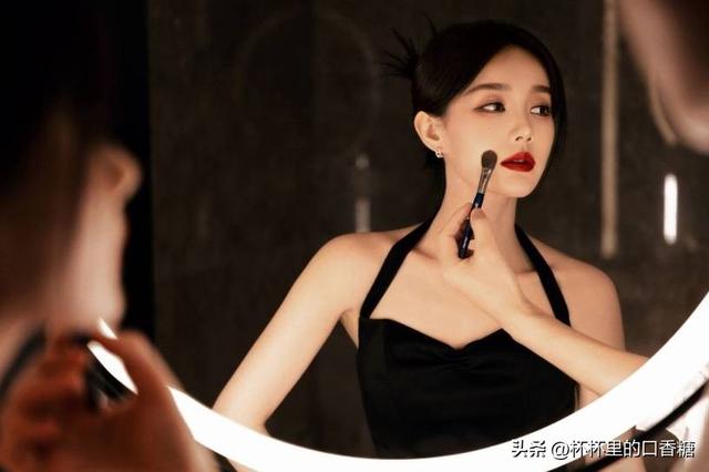 网评90后最高颜值女星！杨紫第八，白鹿第五，热巴＆娜扎谁最美？