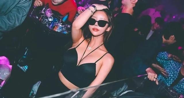 杭州小富婆在夜店被“套路孕”:用你的孩子换渣男的大G