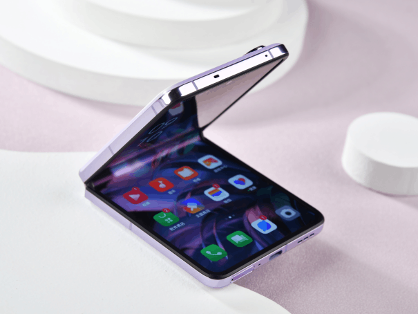 给女朋友选新年礼物,这几款小折叠屏非常合适