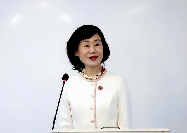 美女校长沈志莉落马记：大肆受贿生活奢靡，曾花450万用于美容