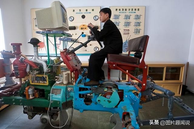 精彩照片看世界：百年前预防手淫的器具，卡扎菲的纯金手枪