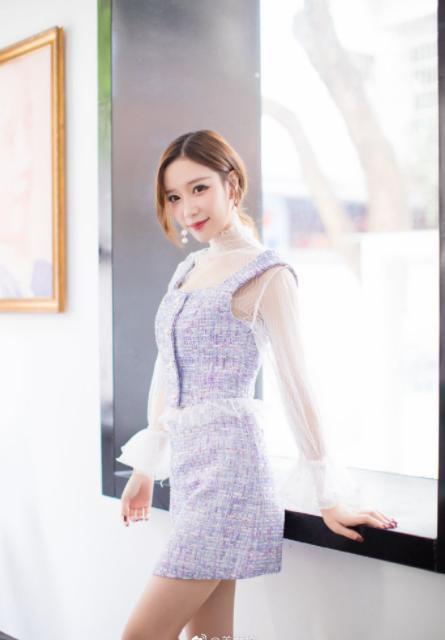 6张极品美女图片,对身材好的女孩子毫无抵抗力