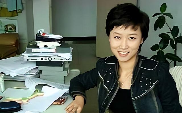 著名主持人魏笑：新婚24小时离世，痴情丈夫为爱守护15年至今未娶