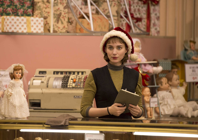 这部电影，讲述了两个女人之间细腻而美好的爱情故事