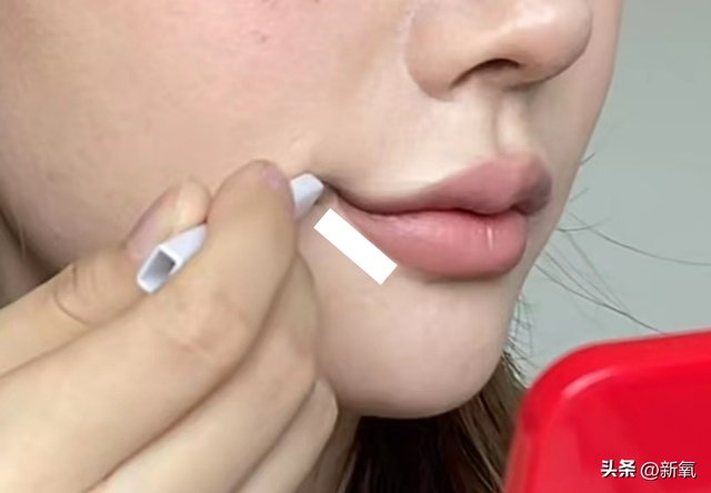 10秒自测唇形，教你如何画出满分美女唇