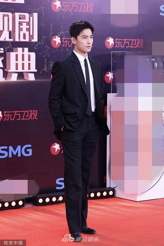 李小冉张萌万茜李一桐红毯争艳!众多美女魅力不可小觑