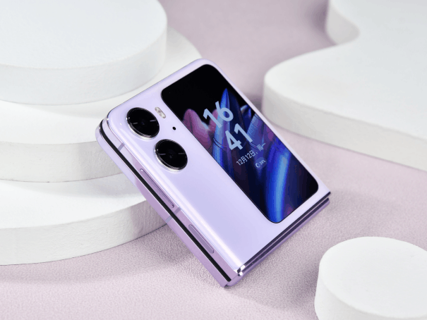 给女朋友选新年礼物,这几款小折叠屏非常合适