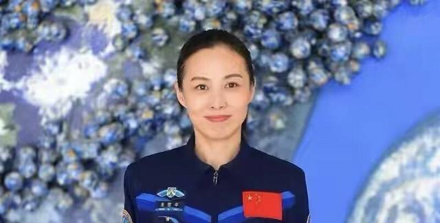 41岁山东女人，会开4种飞机，曾支援汶川，38岁考北大，凭啥？