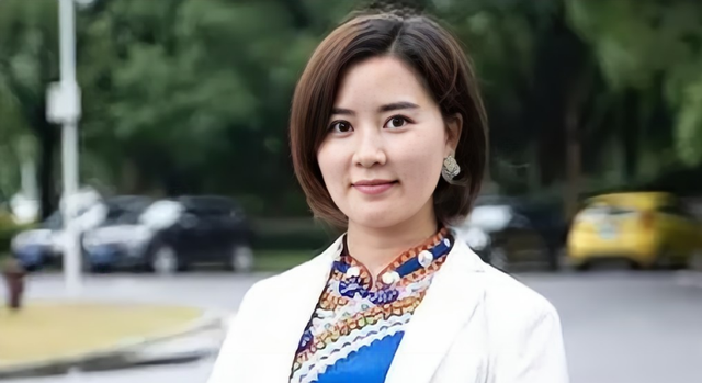 “轮椅女孩”杨淑亭:从颓废残疾女到美女总裁,她的人生如何逆袭