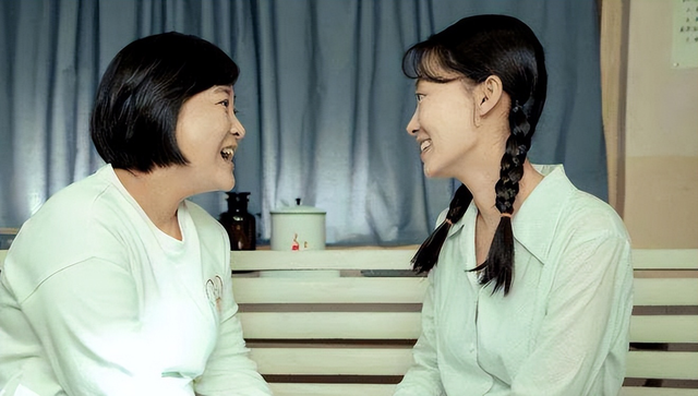 盘点2022十大人气女星，杨幂仅排第二，刘亦菲意外上榜