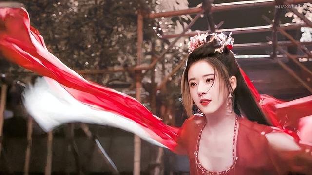 盘点2022十大人气女星，杨幂仅排第二，刘亦菲意外上榜