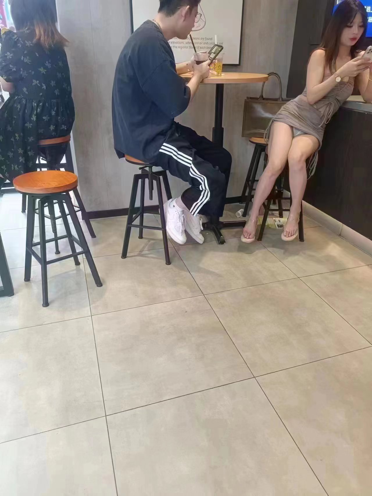 各种各样的花式跳楼合集
