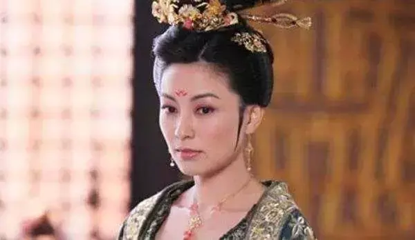 三国里三位悲情的绝世美人，第一是玩物，二是宠物，三是食物
