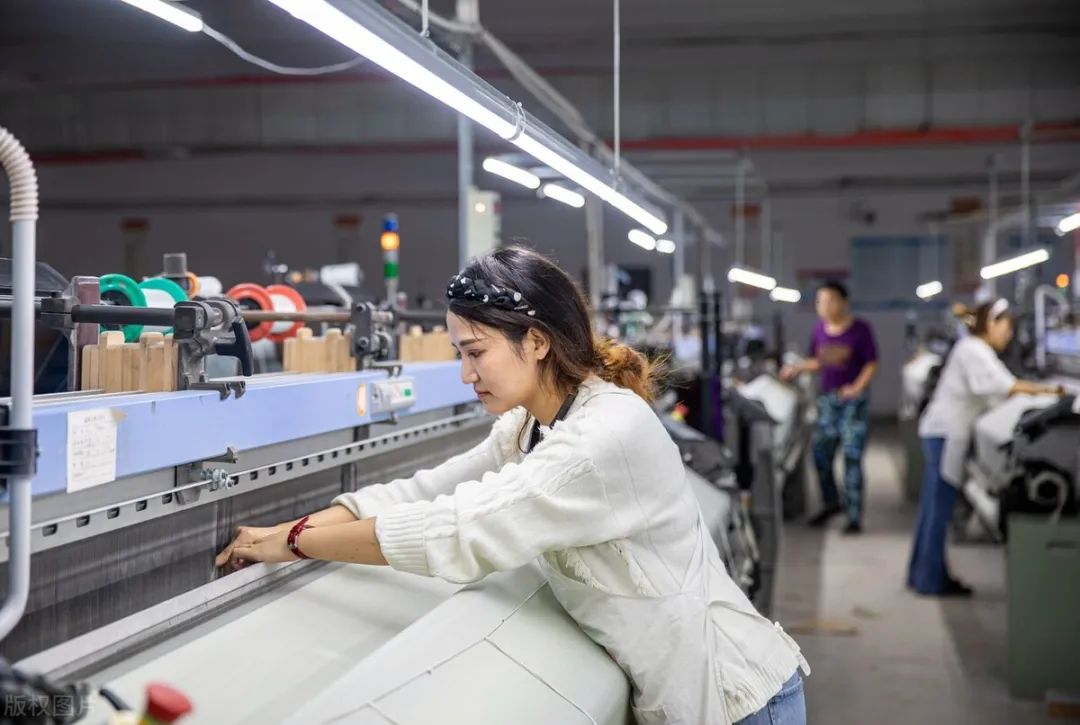 深圳往事：我在夜店当保安，目睹漂亮女人的命运沉浮