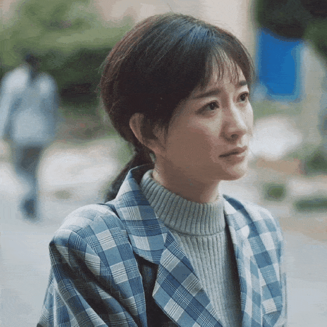 蜂腰美背、酥胸长腿，8位开年爆火的“半老徐娘”，越老越有韵味