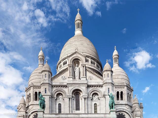 人面兽心！神父在1992年性侵了一家5姐妹，最小的妹妹才18个月