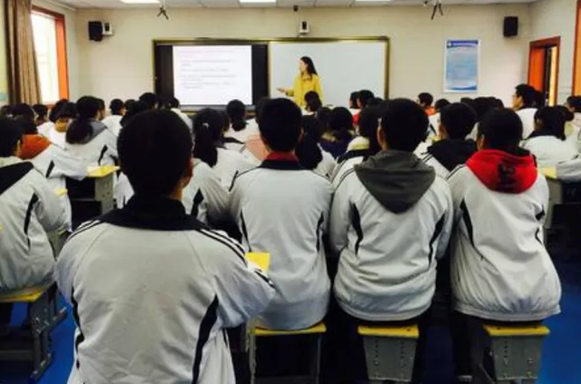 高考601分女孩遇害，父母痛不欲生，犯罪者竟是同村亲戚，太可惜