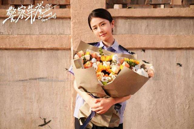 盘点2022十大人气女星，杨幂仅排第二，刘亦菲意外上榜