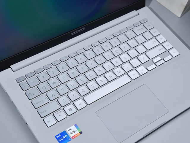 世纪难题：女生如何买到心仪的轻薄本？我首推这两款，漂亮又便宜