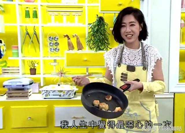 《美女厨房》女星们也进厨房，李施嬅煮意面像钢丝，胡定欣遭群嘲