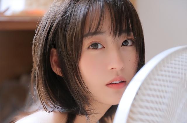 哄女孩子开心的套路，让她想着你