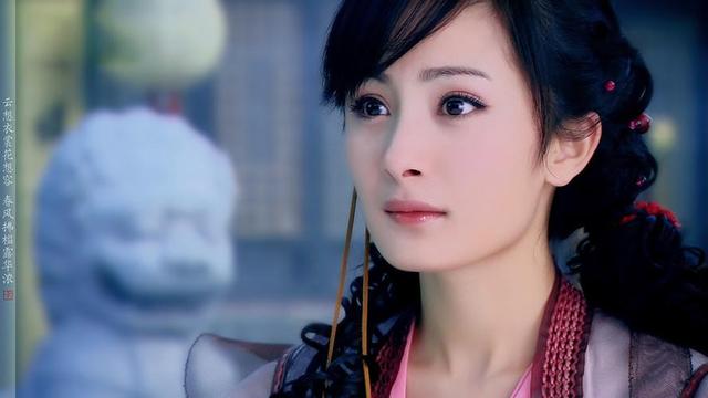 盘点2022十大人气女星，杨幂仅排第二，刘亦菲意外上榜