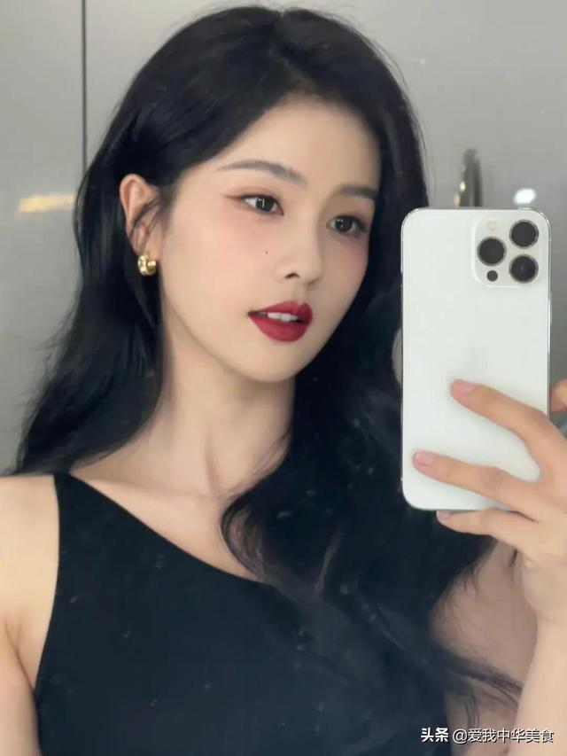 微博超级女明星：壁纸大合集