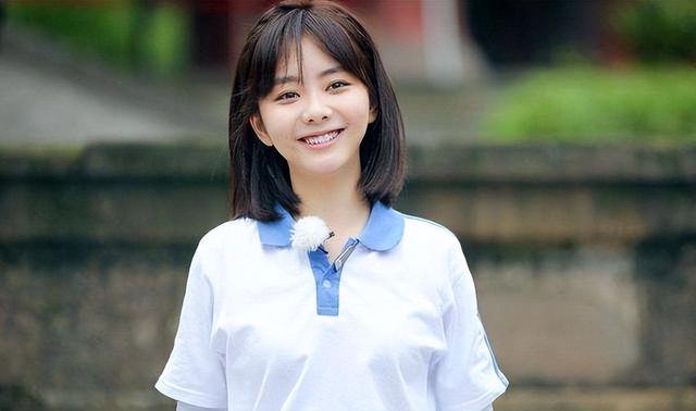 盘点2022十大人气女星，杨幂仅排第二，刘亦菲意外上榜