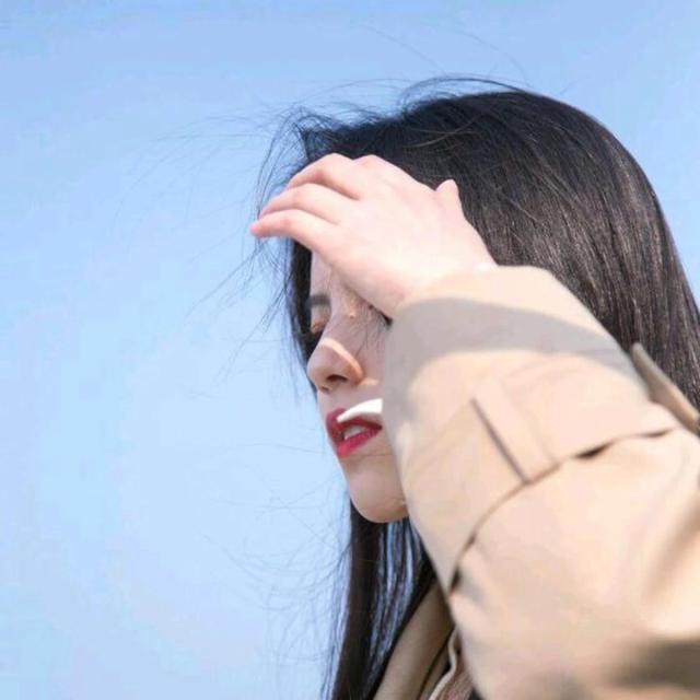 QQ女生套图 头像＋背景 你喜欢的