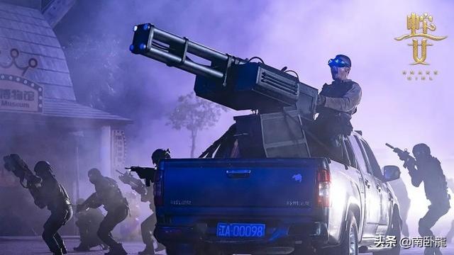 《蛇之女》上映，人蛇共生巨蟒舍命护主，剧情漏洞太多