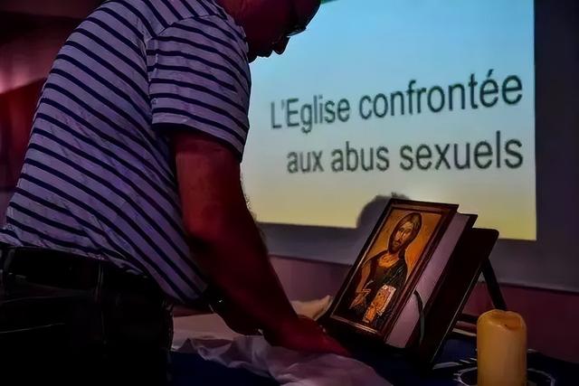 人面兽心！神父在1992年性侵了一家5姐妹，最小的妹妹才18个月