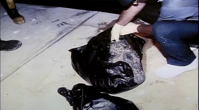 三大“恶魔”，12年残害9名女性，做成装饰品，事后死不认罪