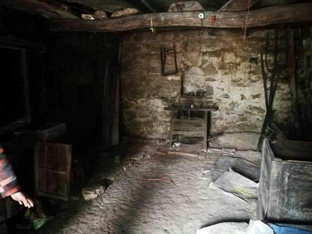 三大“恶魔”，12年残害9名女性，做成装饰品，事后死不认罪