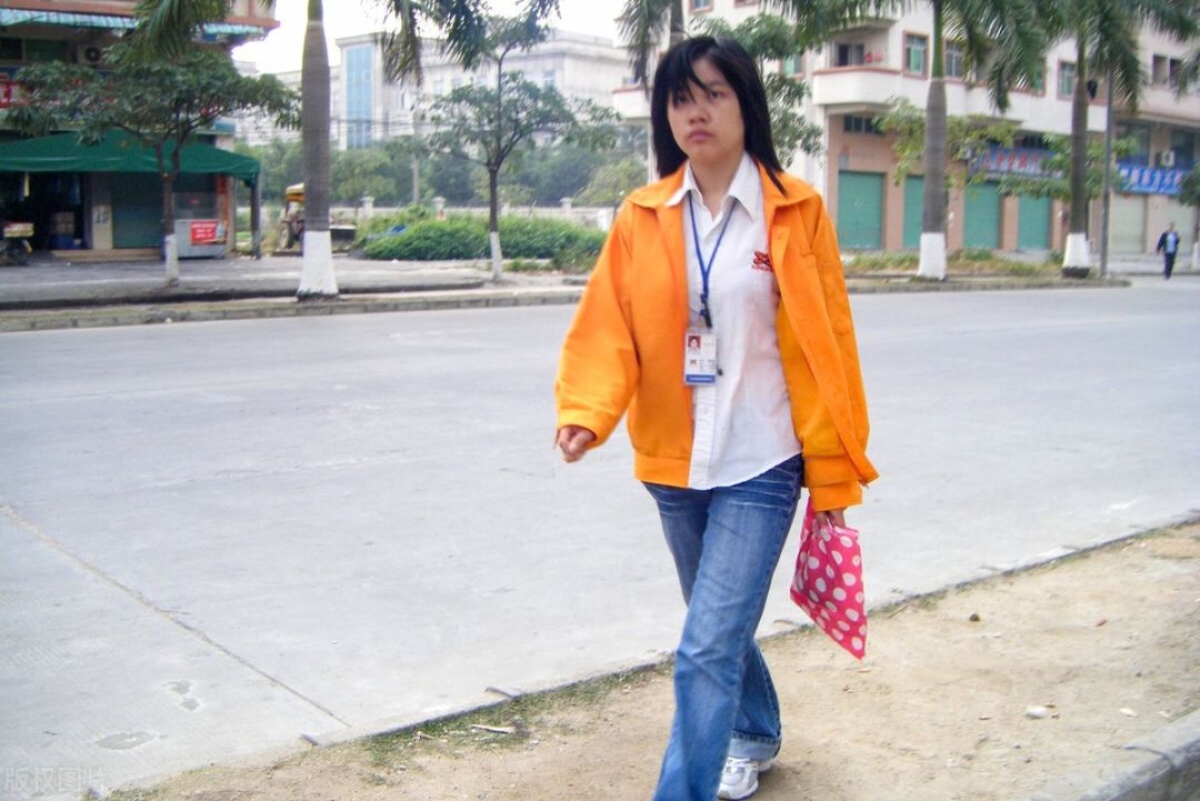 东莞往事：我在制衣厂当保安，目睹了太多男女私情